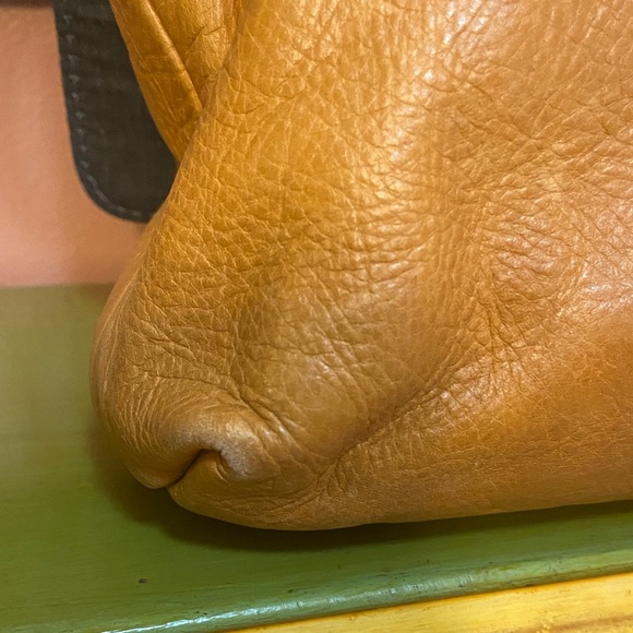 Ceri Hoover Kennon Shoulder Bag Made in L.A. Tan Leather Suede Flap Retails $425 - Picture 4 of 12